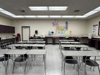 Plaza Robles High School Classroom Standard in Stockton