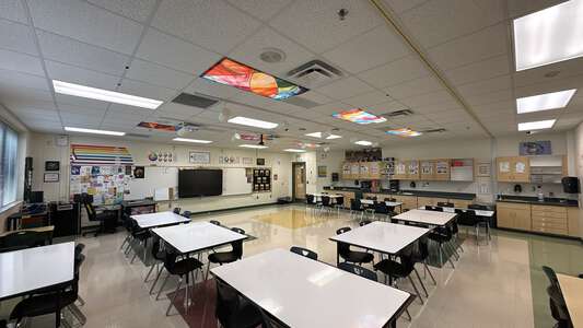 Explorer K-8 Classroom Standard in Spring Hill 2
