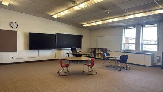 Desert School - Wamsutter Classroom Standard in Wamsutter 2