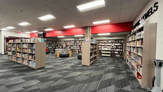 Coppell Middle School East Library - CMSE in Coppell 4