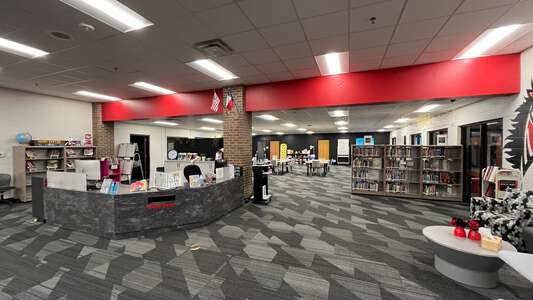Coppell Middle School East Library - CMSE in Coppell 2