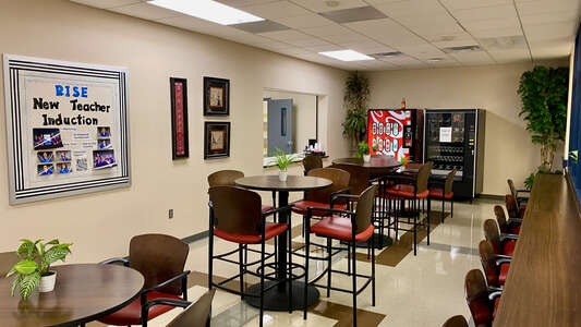 Frank Braden Center-Orozco Professional Development Center Cafeteria in Pasadena