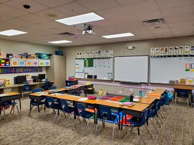 Aloma Elementary School Classroom Standard in Winter Park