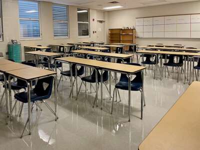 Anclote High School Classroom Standard in Holiday 2