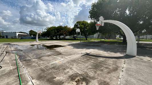 Marjory Stoneman Douglas Elementary School Outdoor Basketball Courts in Miami
