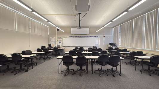 Vista Adult School Classroom Standard in Vista 2