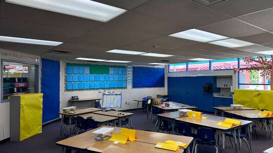 Hidden Hills Elementary School Classroom Standard in Laguna Niguel