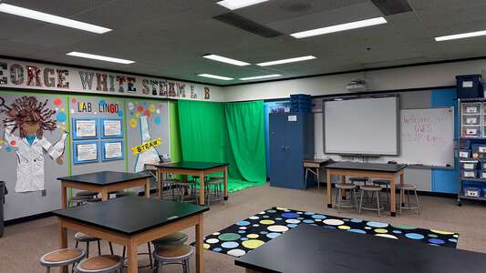 George White Elementary School Science Room in Laguna Niguel