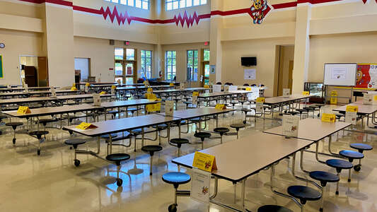 Highland Heights Elementary Cafeteria in Houston