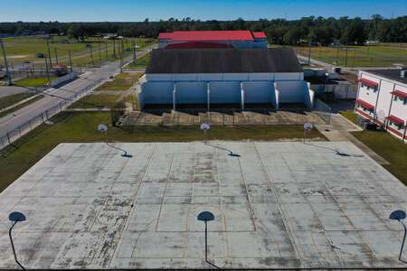 Tomlin Middle School (3442) Outdoor Basketball Courts in Plant City