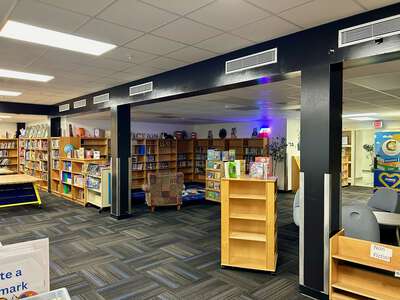 S S Conner Elementary School Library in Dallas 3