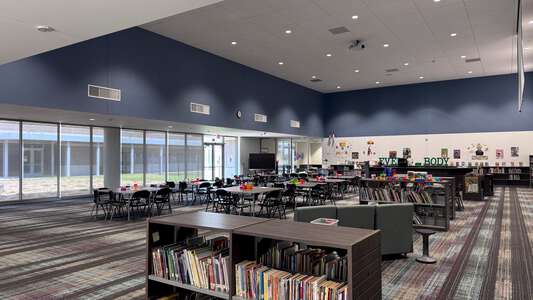 Francis Elementary School Library in Humble 4