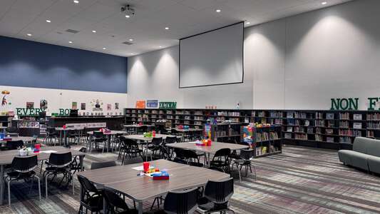 Francis Elementary School Library in Humble 2