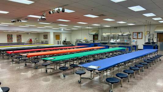 Berkeley Lake Elementary School Cafeteria in Duluth