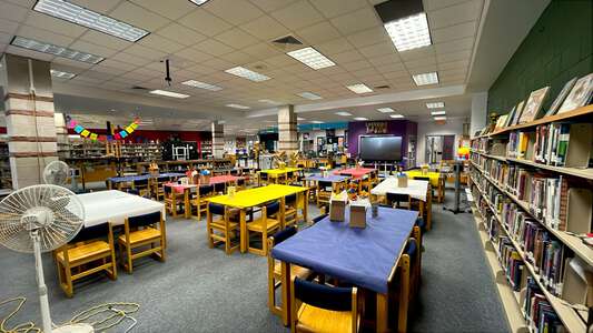 Lujan-Chavez Elementary School Media Center in El Paso 2