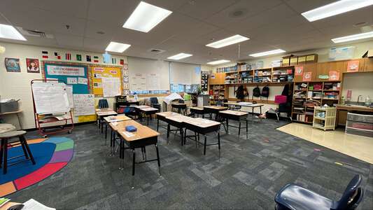 Spaght Science and Communications Magnet Elementary School Classroom Standard in Wichita 3