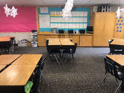 Peters 4-6 Elementary School Classroom Standard in Garden Grove
