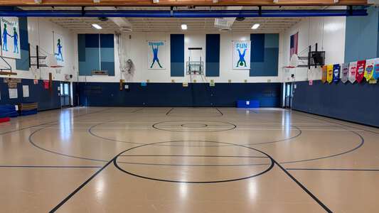 Gubser Elementary School Gym in Keizer