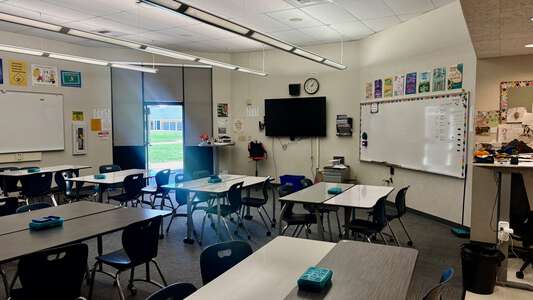 Union Middle School Classroom Standard in San Jose
