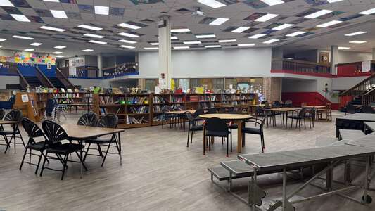 Wiley Post Elementary School Media Center in Oklahoma City 3