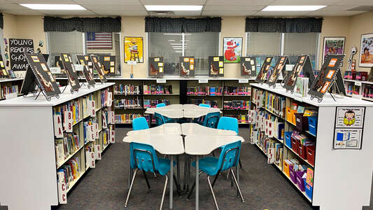 Christine Donnell School of the Arts Elementary Library in Boise