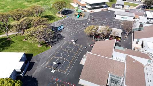 Greentree Elementary School Outdoor Basketball Courts in Irvine