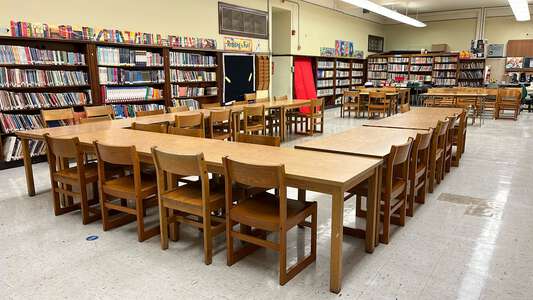 Stowe - Harriet Beecher Stowe Elementary School Library in Chicago 3
