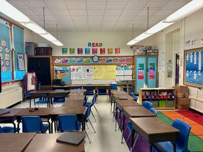 Elisha M. Pease Elementary School Classroom Standard in Dallas 2