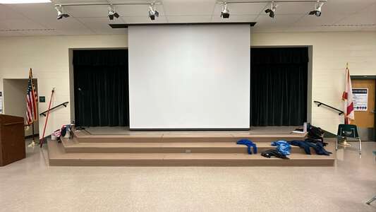 Highlands Grove Elementary School Cafeteria in Lakeland 4