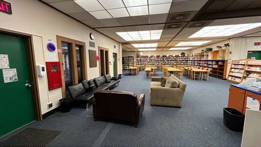 Santa Teresa High School Library in San Jose 5