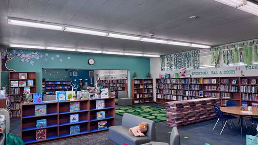 Farragut Elementary School Library in Culver City