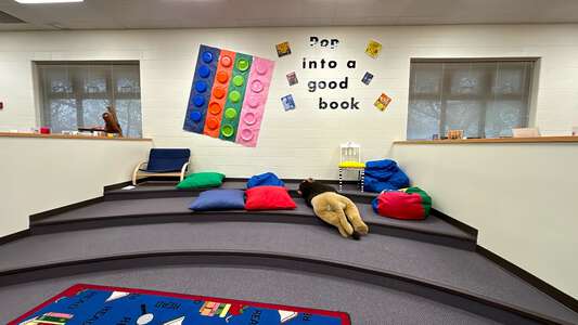 Riverside Leadership Magnet Elementary School Library in Wichita 3