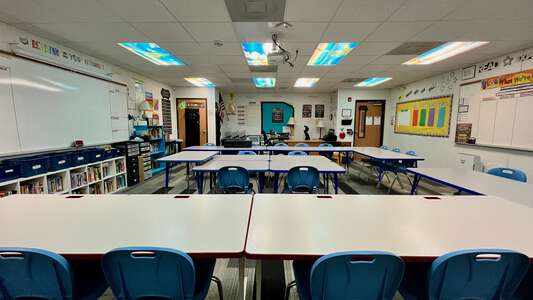 Round Lake Charter School Classroom Standard in Mt Dora
