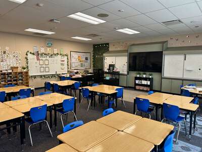 Cottonwood Creek TK-8 School Classroom Standard in Dublin