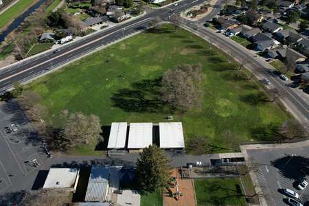 Creekside Elementary School Field - Practice in Stockton
