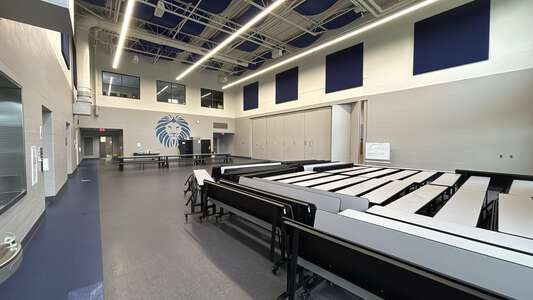 Lincoln Elementary  Cafeteria in Gahanna 3