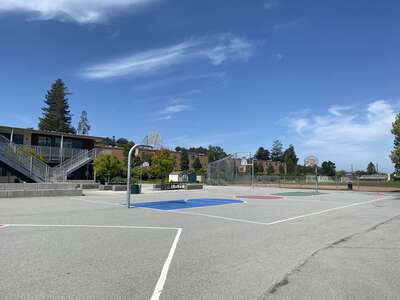 Nesbit K-8 Elementary School Outdoor Basketball Courts in Belmont