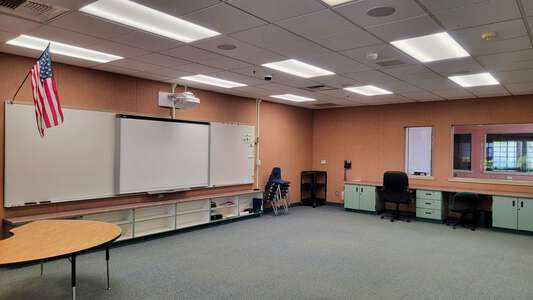 Ysabel Barnett Elementary School Classroom Standard in Temecula