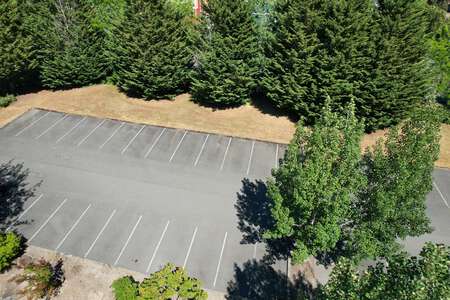 Redmond Elementary School Parking Lot in Redmond