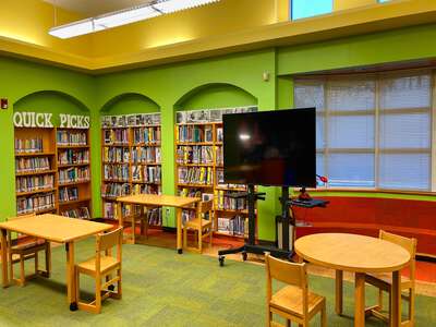 Blanton Elementary School Library in Austin