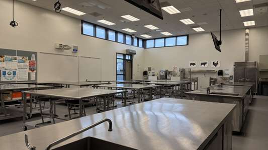 Creekside High School Culinary Classroom in Irvine