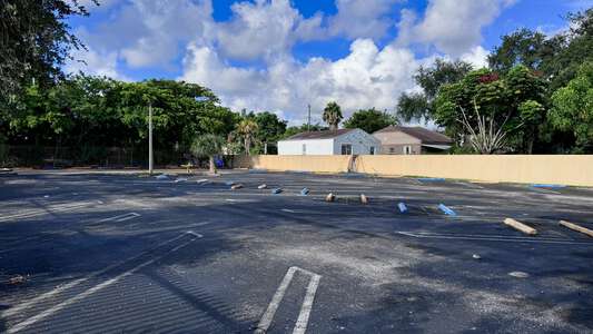 Santa Clara Elementary School Parking Lot in Miami
