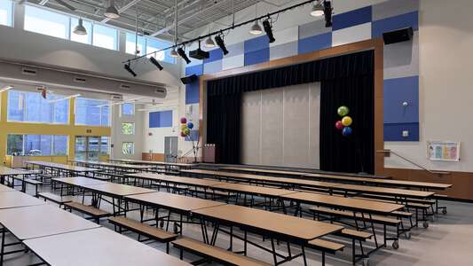 Peter Kirk Elementary School Commons (Cafeteria) in Kirkland