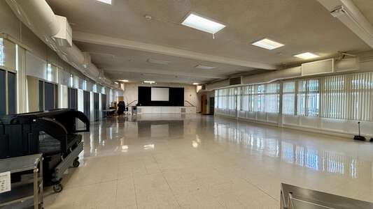 Oster Elementary School Cafeteria in San Jose