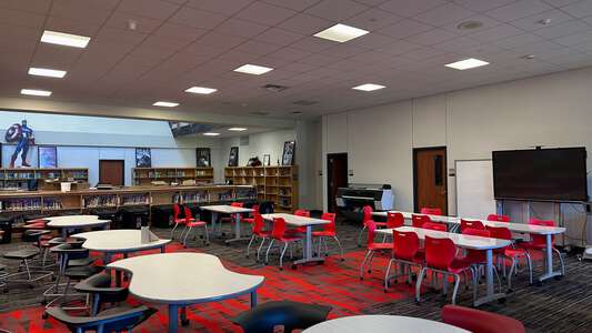 Lake Jackson Intermediate School Library in Lake Jackson