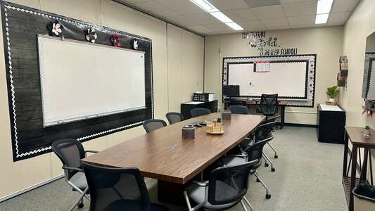 Crowell Elementary School Room A1 - Conference Room in Turlock 1