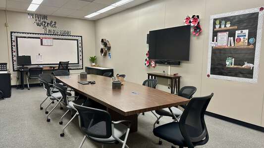 Crowell Elementary School Room A1 - Conference Room in Turlock 3