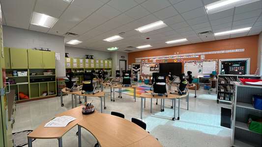 Lyons Farm Elementary School Classroom Standard in Durham 4