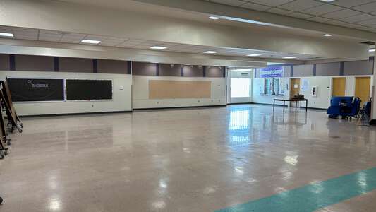 Becker - Ernest A. Sr. Middle School Cafeteria in Las Vegas 2