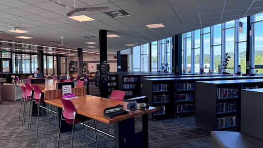 Juanita High School Library in Kirkland